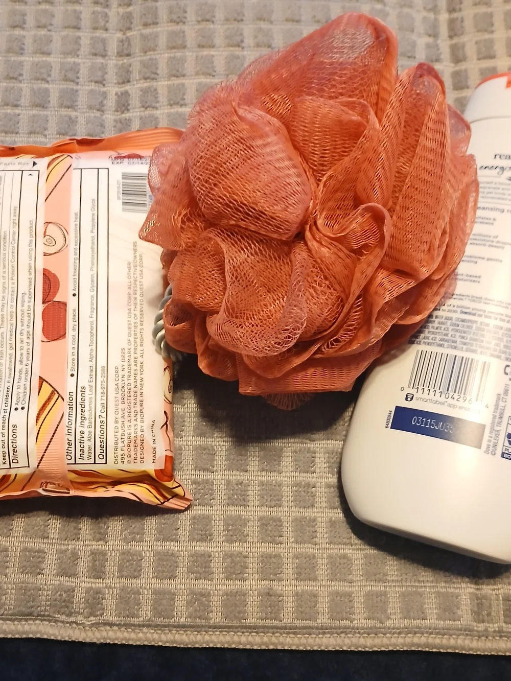 Rejuvenate Body Wash & Hand Wipes Self Care Set